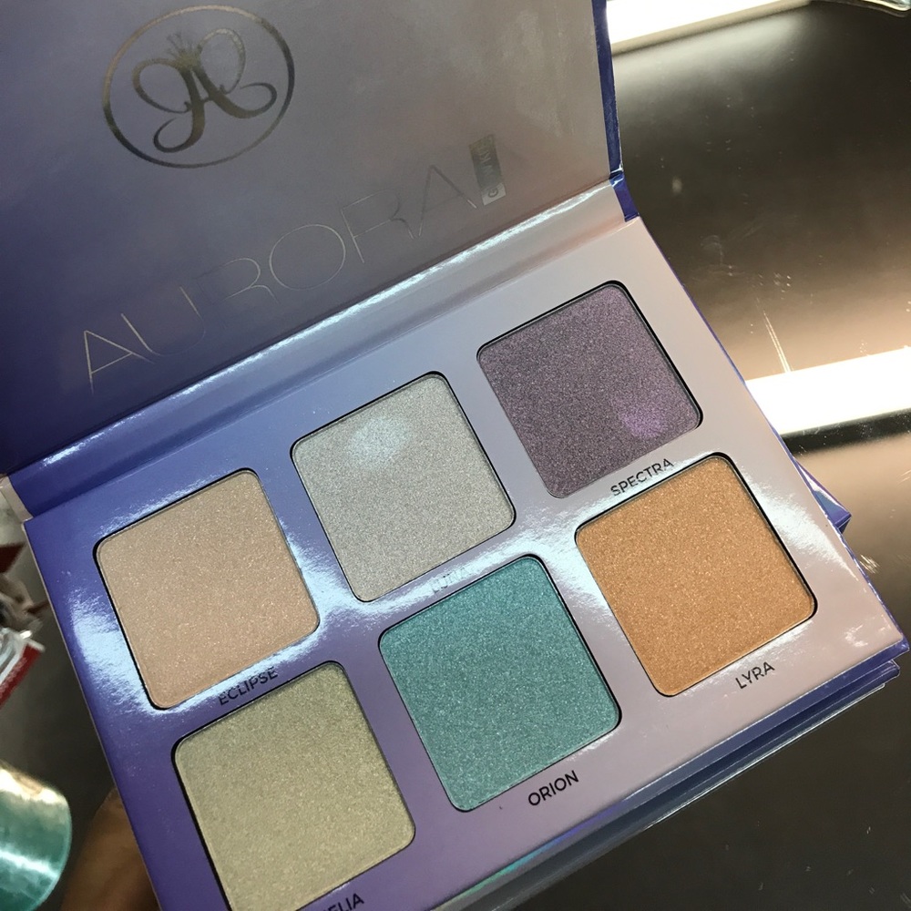 ANASTASIA Aurora Glow Kit 100% authentic