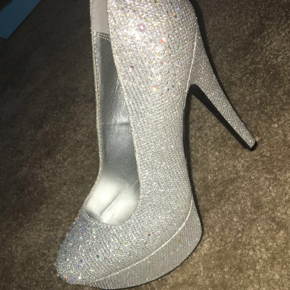 sparkly silver pumps