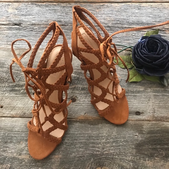 Forever 21 Shoes - HP✨|| Forever XXI || Braided Faux Suede Heels