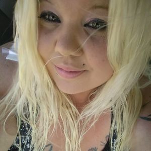 Meet your Posher, Tabitha