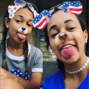 Meet your Posher, Mae