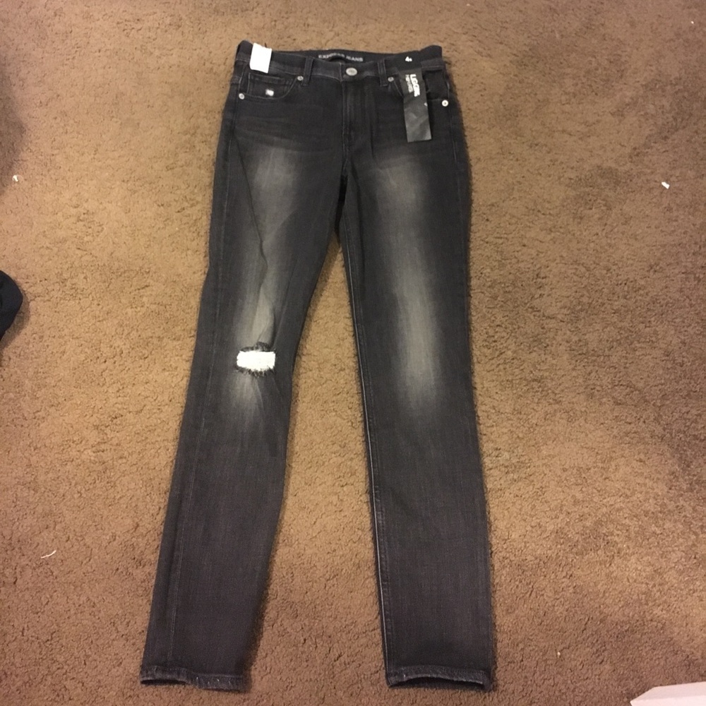 NWT Express Jeans - Never been worn - Size 4s