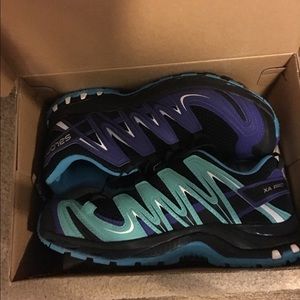 Salomon Shoes