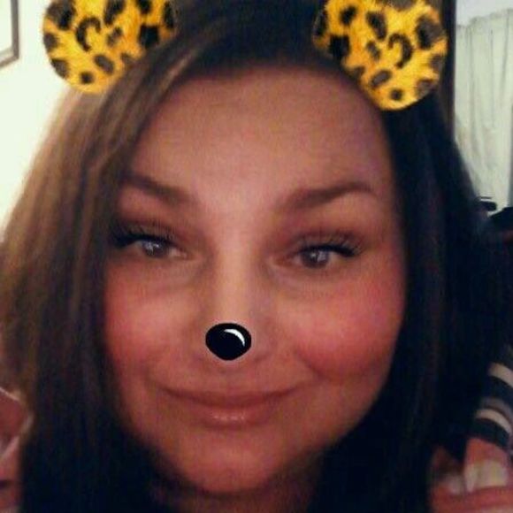 Meet your Posher, Lucinda - Picture 1 of 1