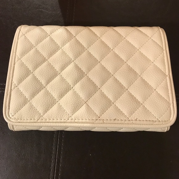 White clutch/shoulder purse - Picture 1 of 7