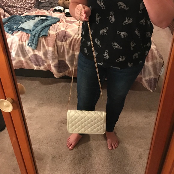 White clutch/shoulder purse - Picture 7 of 7