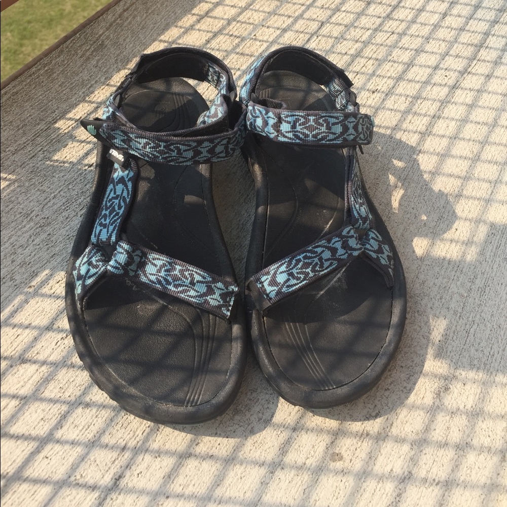 Blue Tevas W9
