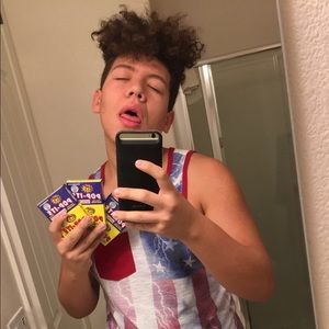 Meet your Posher, Justin