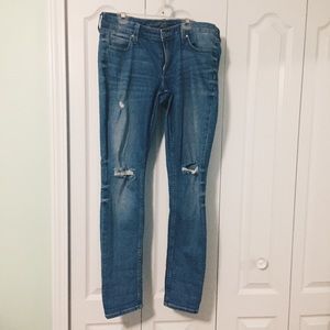 distressed skinny jeans