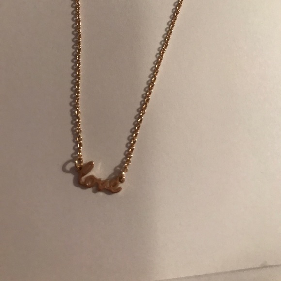 Jewelry - NWOT LOVE necklace