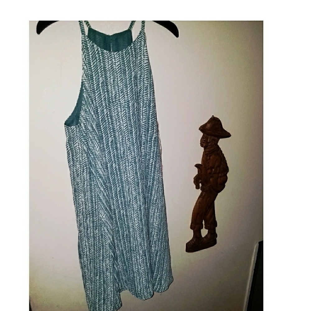 Printed dress above the knee