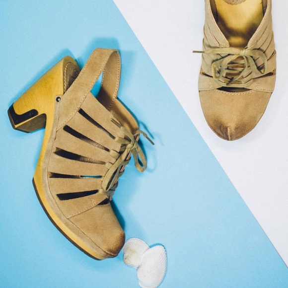 Leather Gladiator Lace Up Wooden Heel Mule Clog - Picture 6 of 6