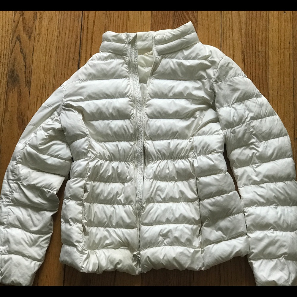 White uniqlo coat