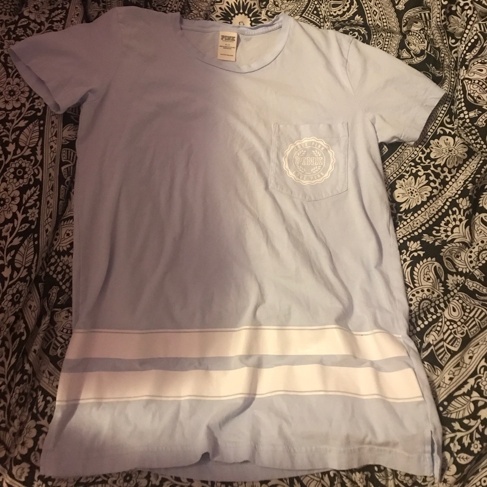 Vs pink tee