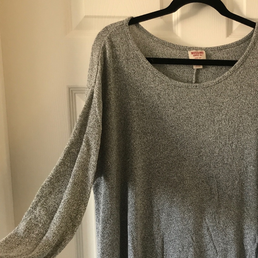 Flowy grey sweater top