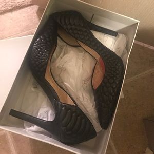 JESSICA Simpson heels