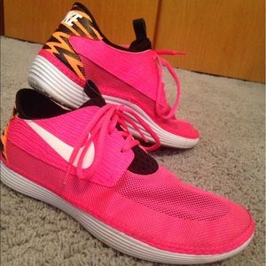 Nike- Solarsoft moccasin