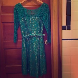 Eliza J green lace dress