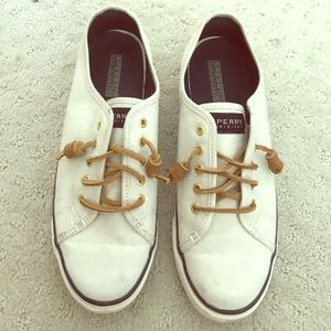 Sperry Sneakers