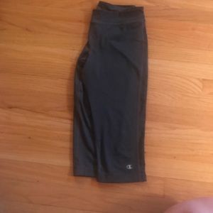 Crop workout pants