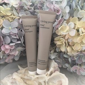 Living Proof No Frizz Shampoo & Conditioner
