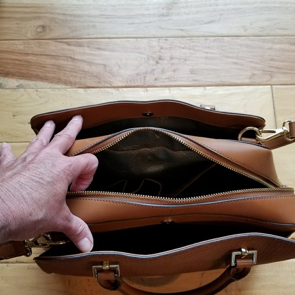 Designer handbag - Picture 2 of 5