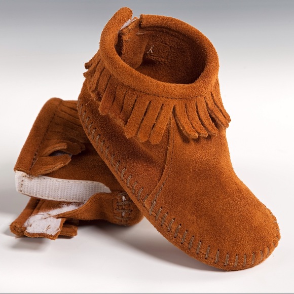 63% off Minnetonka Other - Baby Minnetonka fringe booties ...