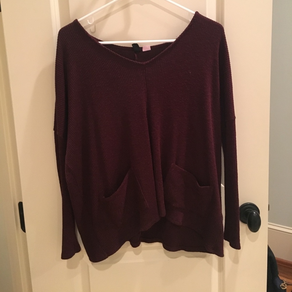 BDG Maroon pullover sweater