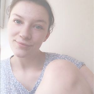 Meet your Posher, Mia