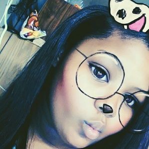 Meet your Posher, Kailah