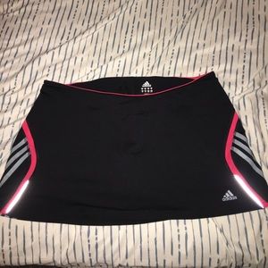 Women's golf skort