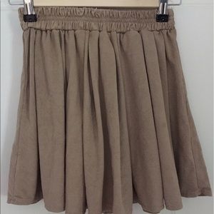 Brandy Melville skirt