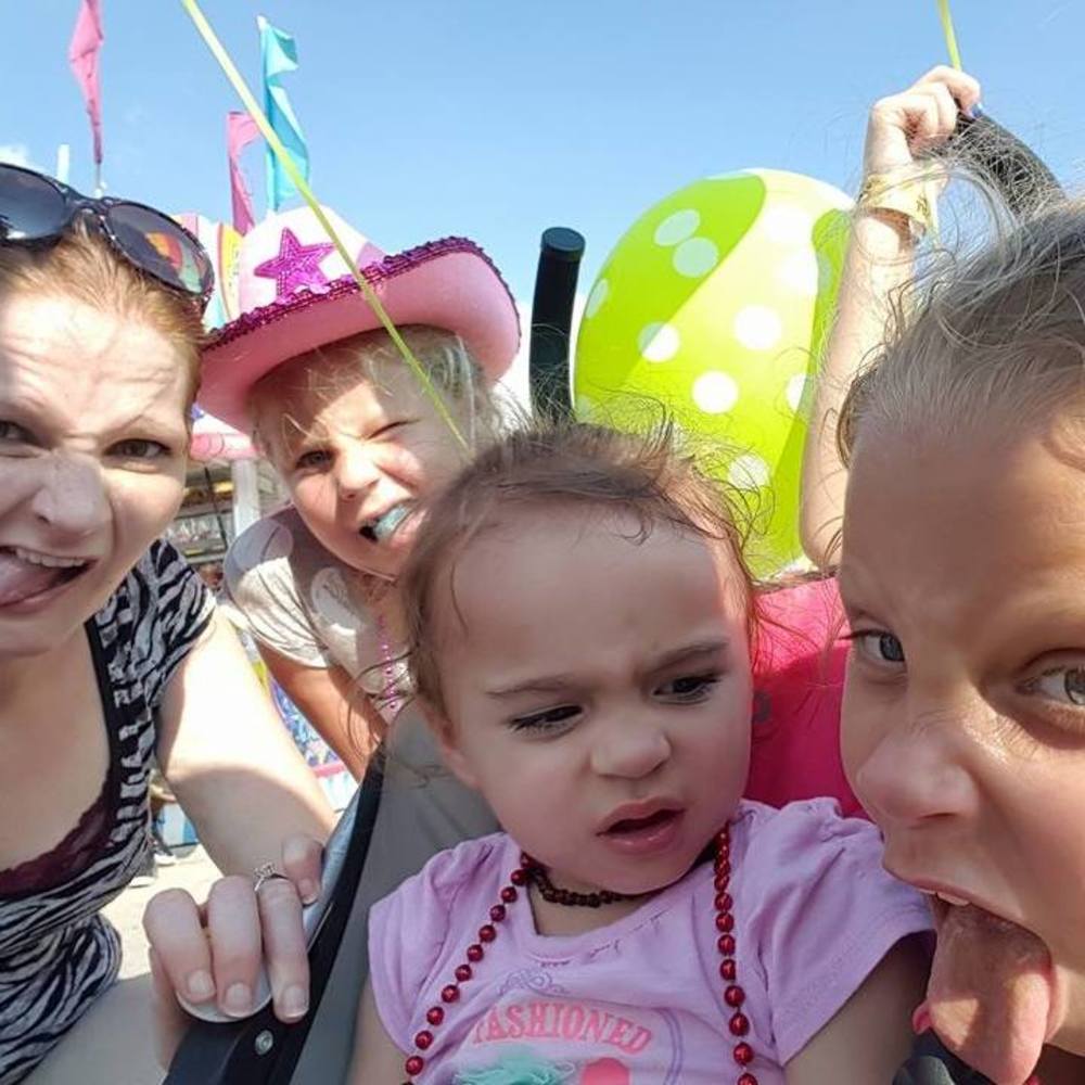 Meet your Posher, Lanie