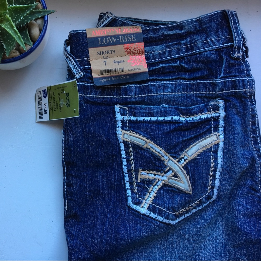 loweisw denim shorts