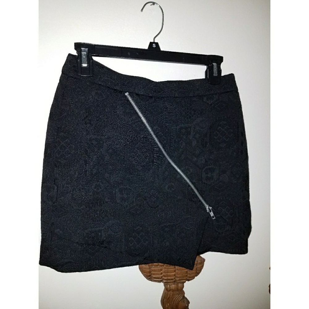 Black mini skirt