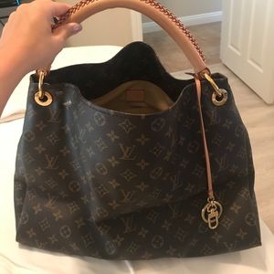 Louis Vuitton Monogram Hobo Bag