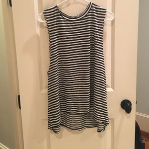 Striped sleeveless tee