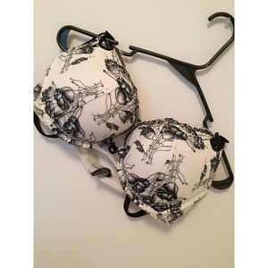 Victoria Secret Bra