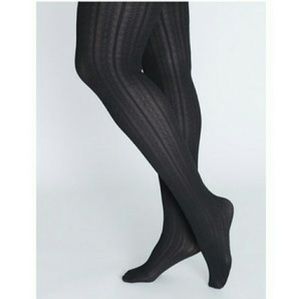(SOLD) AVENUE Plus Size Cable Tights