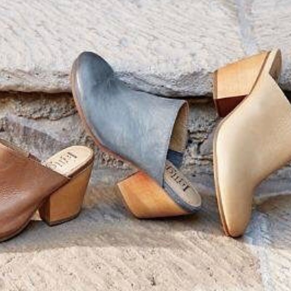 Cream Leather Closed Toe Slip On Wooden Mule Clog - Picture 5 of 5