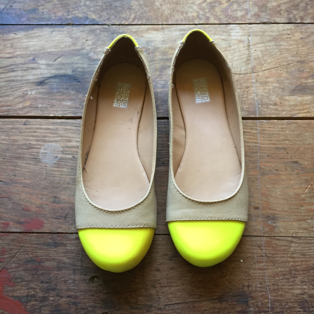 Nude and neon ballet flats