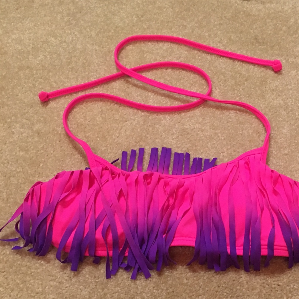Victoria's Secret bikini top.