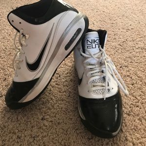 Nike high top basketball shoes