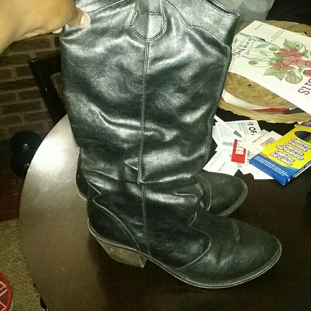 Women's cowboy boots leather
