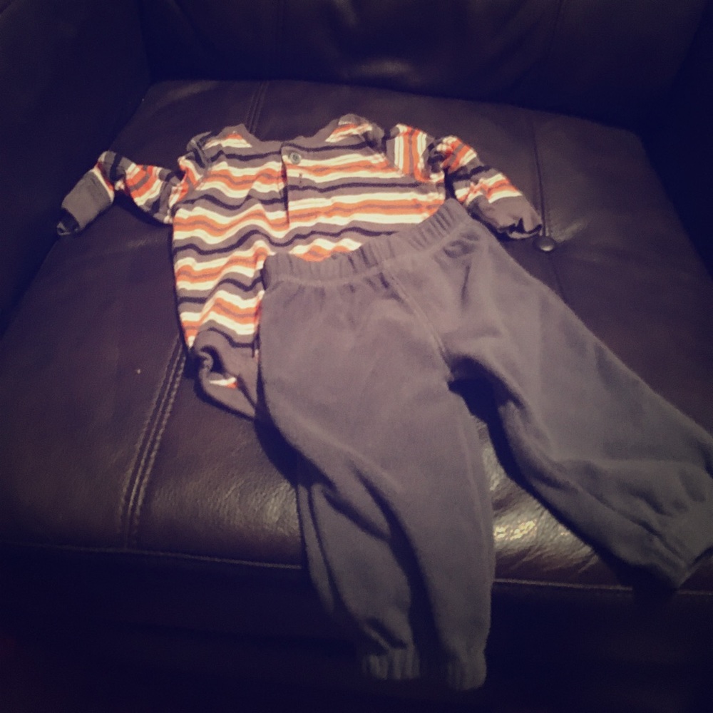 6 mos Carter's