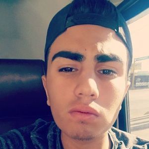 Meet your Posher, Oswaldo