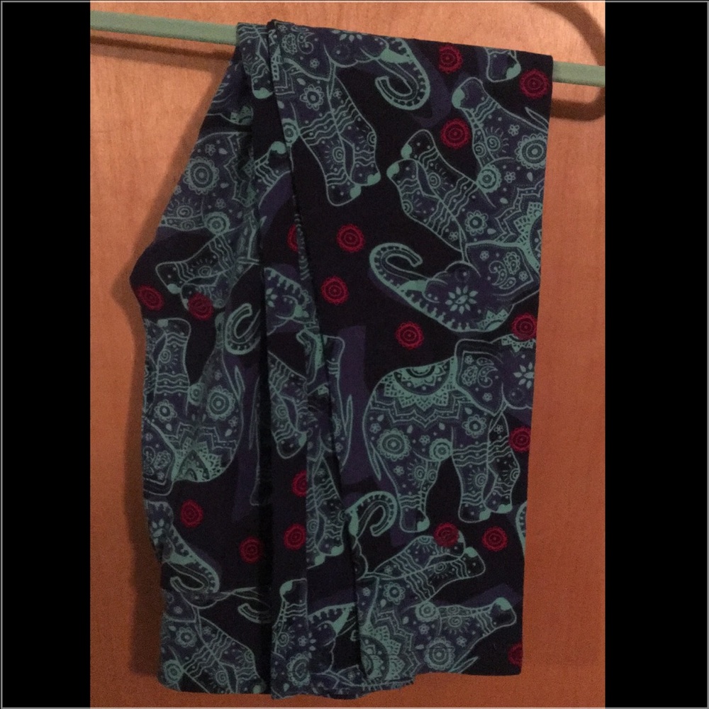 Lularoe Unicorn elephant leggings worn once OS