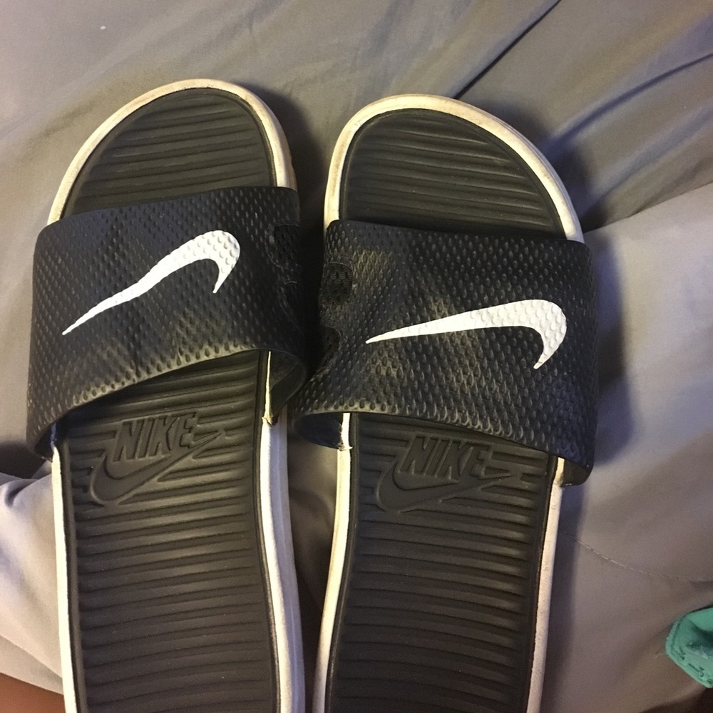 nike slides
