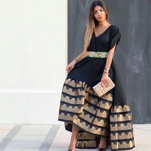 Abaya, kaftan, caftan, shalwar, lengha, dress