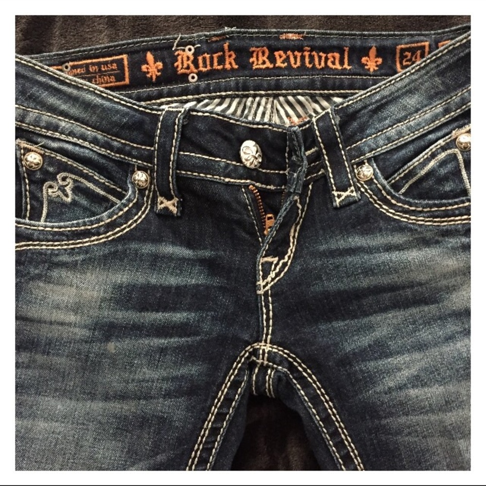 👖ROCK REVIVAL Capri Jean👖